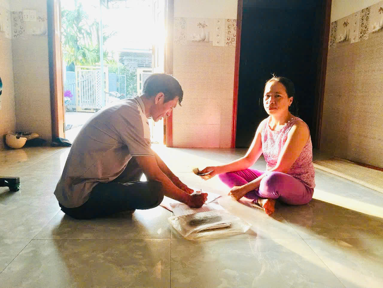 Gương điển hình tổ trưởng tổ tiết kiệm và vay vốn  đầy nhiệt huyết và trách nhiệm